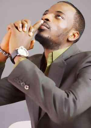 Singer 9ice escapes robbery attack